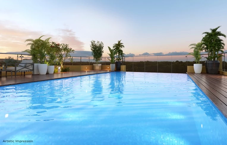 Swimming pool