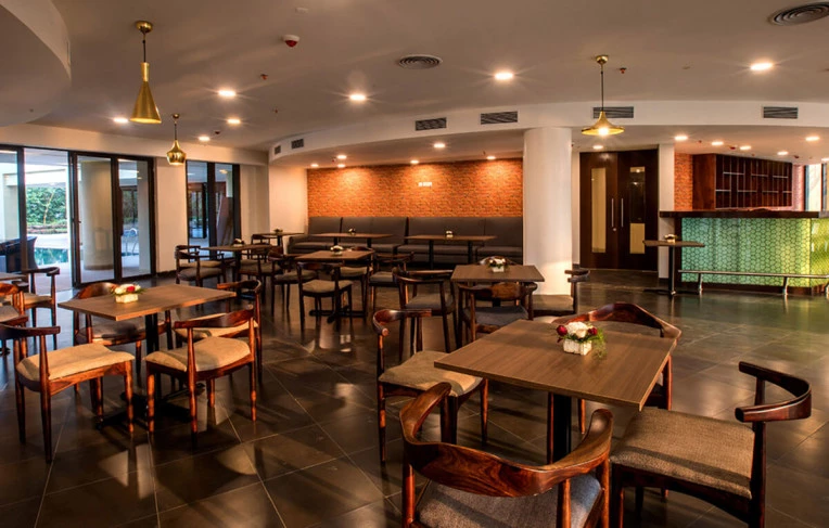 Café and Restaurant