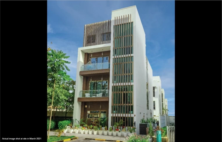 3-STOREY VERTILLAS