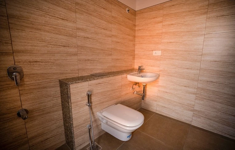 Tower E - Master Toilet (3 BHK)